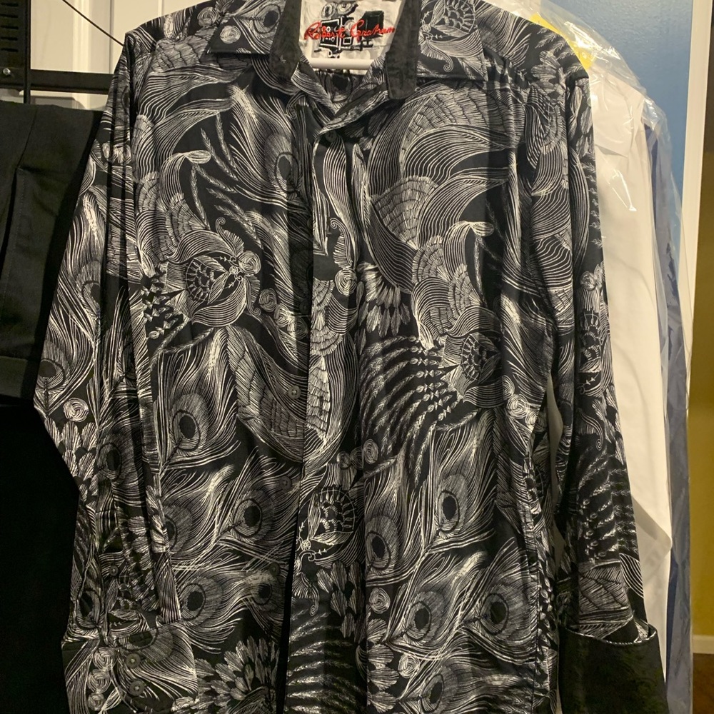Robert Graham black and white dress shirt LIKE NEW